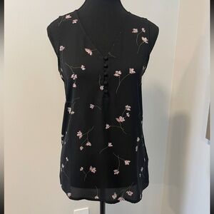 Reitmans ‘The Classic’ Black Pink & Green Floral Blouse With Front Buttons EUC